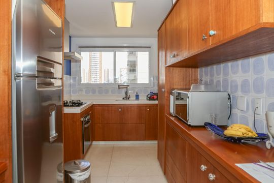 Cozinha de apartamento à venda com 3 quartos, 162m² em Lapa, São Paulo