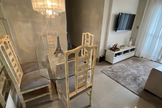 Sala de apartamento à venda com 3 quartos, 69m² em Vila Nova Teixeira, Campinas