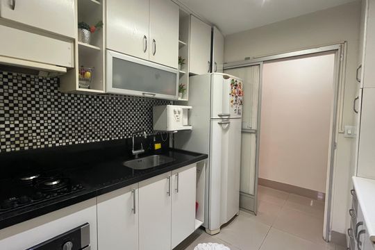 Cozinha de apartamento à venda com 3 quartos, 69m² em Vila Nova Teixeira, Campinas