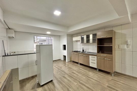 Cozinha de apartamento à venda com 2 quartos, 80m² em Santa Teresa, São Leopoldo