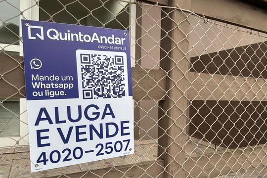 Placa de apartamento à venda com 2 quartos, 80m² em Santa Teresa, São Leopoldo