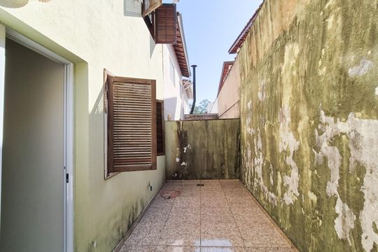 Quintal de casa à venda com 4 quartos, 204m² em Parque Terra Nova, São Bernardo do Campo