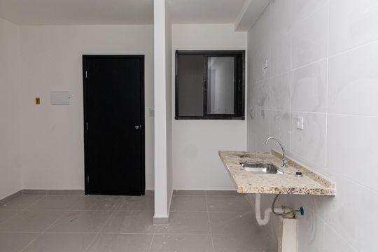 Cozinha de apartamento à venda com 1 quarto, 30m² em Parada Inglesa, São Paulo