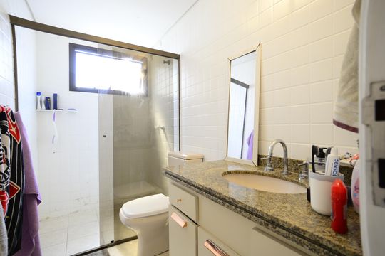 Banheiro   de apartamento à venda com 3 quartos, 120m² em Jardim Vila Mariana, São Paulo