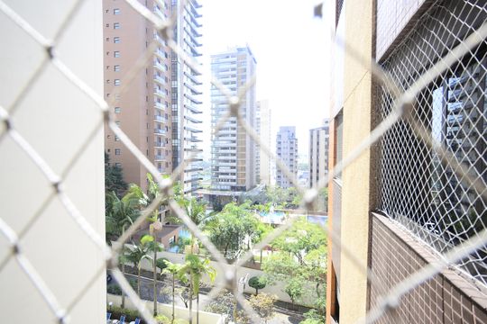 Sacada vista de apartamento à venda com 3 quartos, 120m² em Jardim Vila Mariana, São Paulo