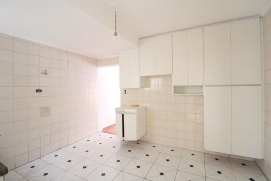 Cozinha de casa à venda com 2 quartos, 95m² em Socorro, São Paulo