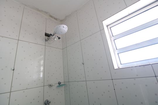 Banheiro de casa à venda com 2 quartos, 95m² em Socorro, São Paulo