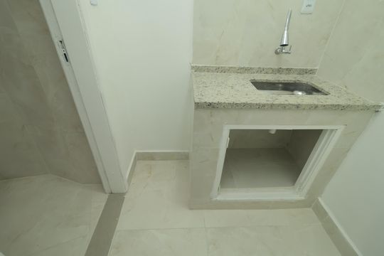 Cozinha de kitnet/studio para alugar com 1 quarto, 30m² em Liberdade, São Paulo