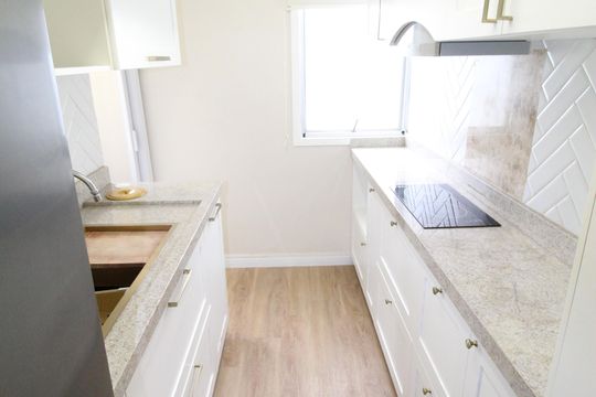 Cozinha de apartamento para alugar com 2 quartos, 43m² em Bosque dos Eucaliptos, São José dos Campos