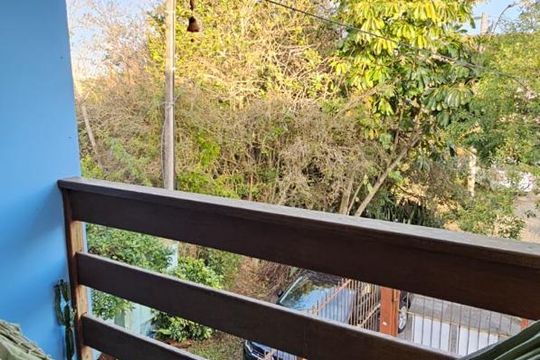 Sacada de casa à venda com 2 quartos, 88m² em Hípica, Porto Alegre