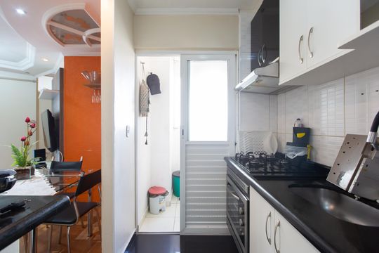 Cozinha de apartamento para alugar com 2 quartos, 52m² em Fazenda Aricanduva, São Paulo