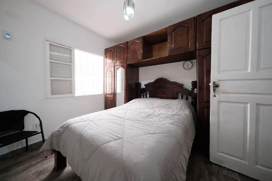 Suíte 1 de casa à venda com 3 quartos, 180m² em Vila Buenos Aires, São Paulo