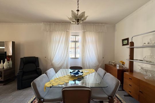 Sala de casa à venda com 3 quartos, 378m² em Vila Lucinda, Santo André