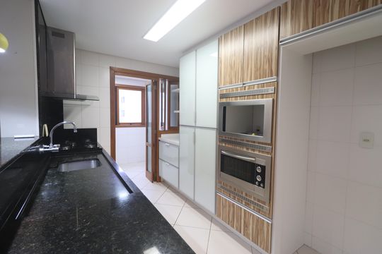 Cozinha e Área de Serviço de apartamento à venda com 2 quartos, 80m² em Centro, Novo Hamburgo