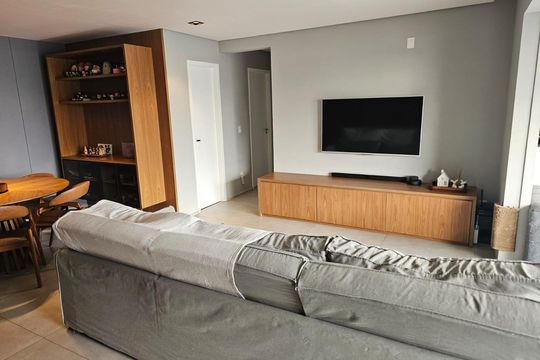 Sala de apartamento à venda com 2 quartos, 91m² em Vila Andrade, São Paulo