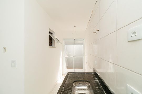 Cozinha e Área de Serviço de apartamento à venda com 1 quarto, 28m² em Vila Mazzei, São Paulo