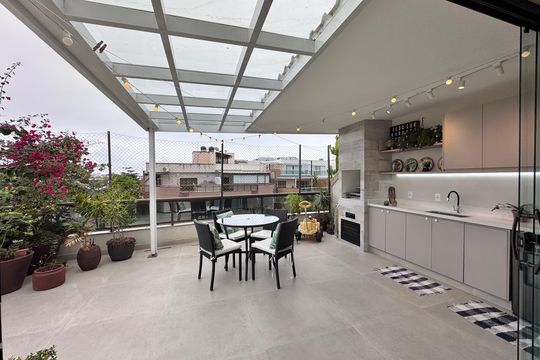 Varanda Sala de apartamento à venda com 4 quartos, 220m² em Recreio dos Bandeirantes, Rio de Janeiro