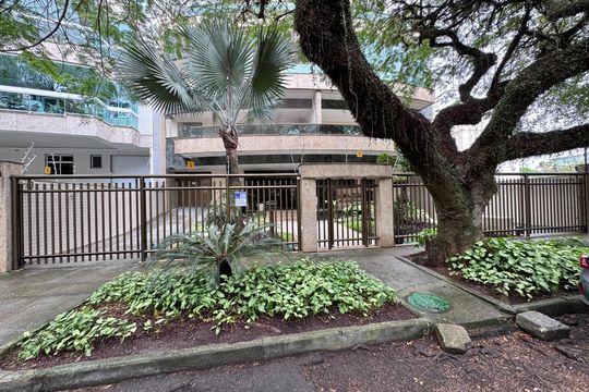 Fachada de apartamento à venda com 4 quartos, 220m² em Recreio dos Bandeirantes, Rio de Janeiro