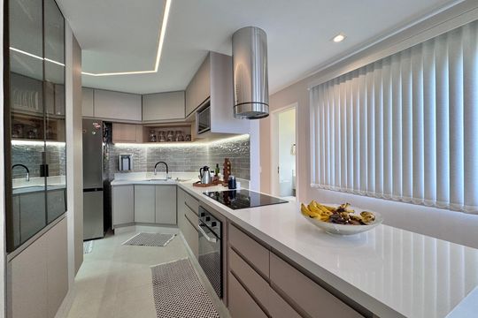 Cozinha de apartamento à venda com 4 quartos, 220m² em Recreio dos Bandeirantes, Rio de Janeiro