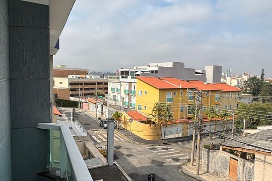 Suite Varanda de apartamento para alugar com 2 quartos, 85m² em Pinheirinho, Santo André