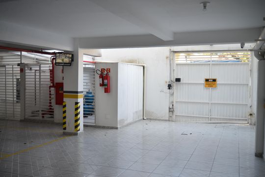 Garagem de apartamento à venda com 2 quartos, 90m² em Vila Pires, Santo André