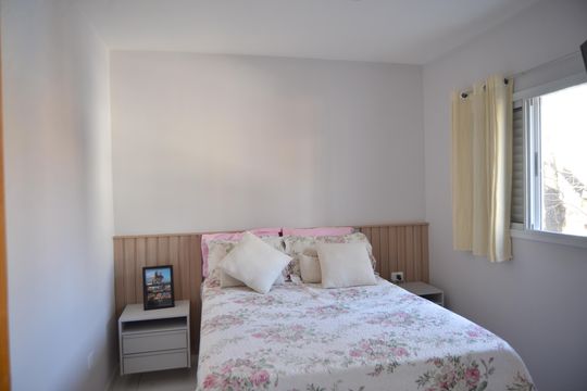 Quarto de apartamento à venda com 2 quartos, 90m² em Vila Pires, Santo André