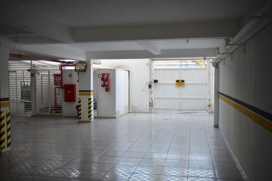 Garagem de apartamento à venda com 2 quartos, 90m² em Vila Pires, Santo André