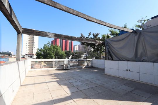 Área comum de casa para alugar com 3 quartos, 240m² em Vila Cleonice, São Paulo