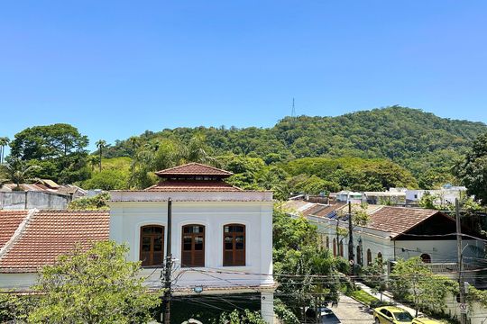 Vista Sala de casa à venda com 3 quartos, 500m² em Jardim Botânico, Rio de Janeiro