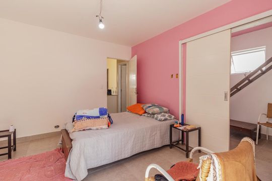 Quarto de casa à venda com 3 quartos, 133m² em Pompeia, São Paulo