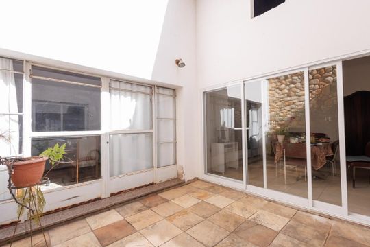 Jardim de inverno de casa para alugar com 5 quartos, 320m² em Independência, Taubaté