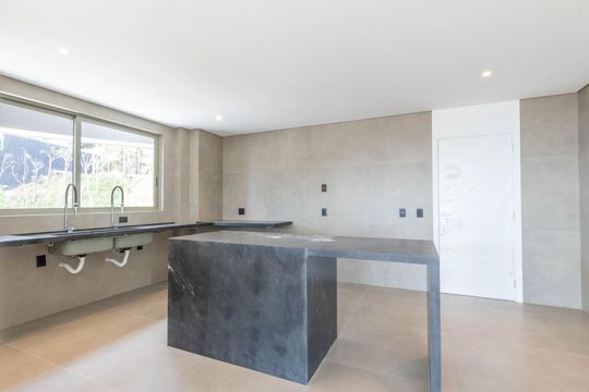Cozinha de apartamento à venda com 4 quartos, 323m² em Santa Lúcia, Belo Horizonte