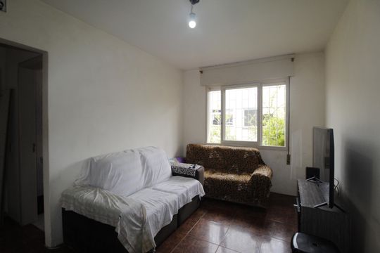 Sala de apartamento à venda com 1 quarto, 43m² em Jardim do Salso, Porto Alegre