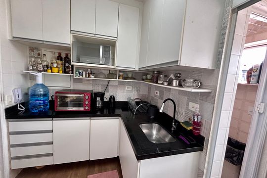 Cozinha de apartamento à venda com 3 quartos, 70m² em Vila Leonor, Guarulhos