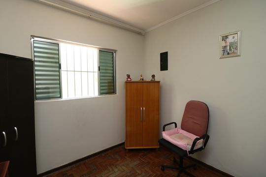 Quarto 1 de casa à venda com 3 quartos, 224m² em Vila Antonieta, São Paulo