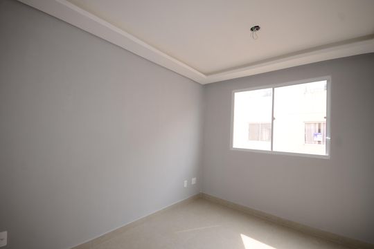 Sala de apartamento para alugar com 2 quartos, 42m² em Campo Grande, Rio de Janeiro
