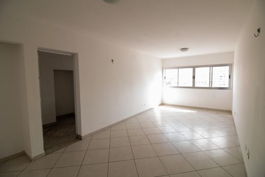 Sala de apartamento para alugar com 2 quartos, 68m² em Santo Amaro, São Paulo