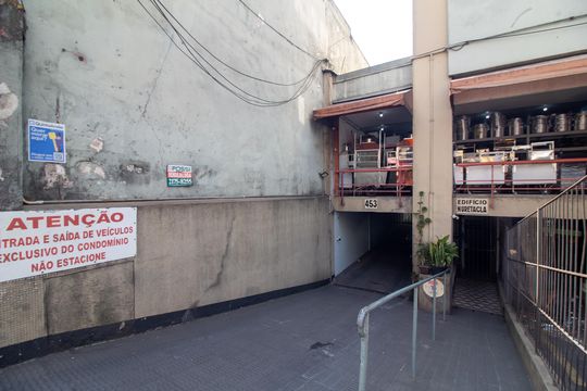 Fachada e portaria de apartamento para alugar com 2 quartos, 68m² em Santo Amaro, São Paulo