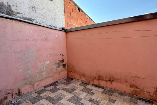 Quintal de casa à venda com 3 quartos, 150m² em Aglomeração Urbana de Jundiaí, Jundiaí