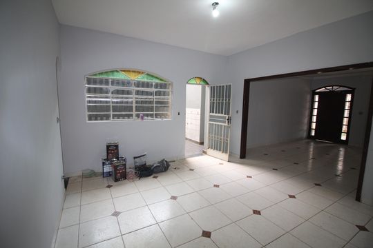 Sala de casa à venda com 4 quartos, 450m² em Diamante, Belo Horizonte