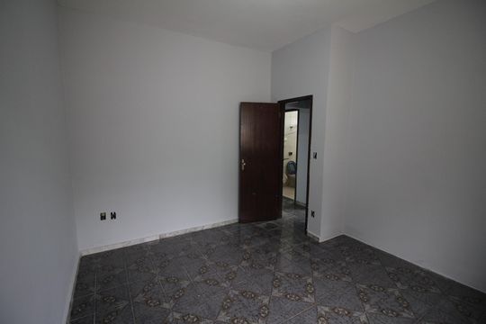 Quarto 1 de casa à venda com 4 quartos, 450m² em Diamante, Belo Horizonte