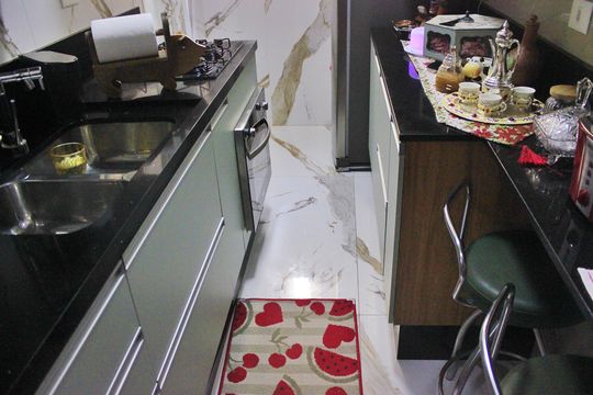 Cozinha de apartamento à venda com 2 quartos, 63m² em Vila Aprazivel, Guarulhos