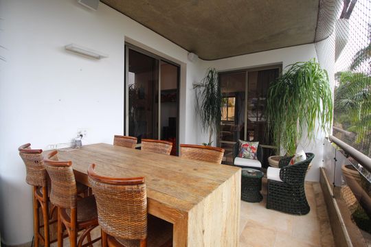 Varanda de apartamento para alugar com 4 quartos, 425m² em Morumbi, São Paulo
