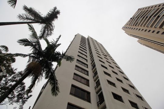 Fachada de apartamento para alugar com 4 quartos, 425m² em Morumbi, São Paulo