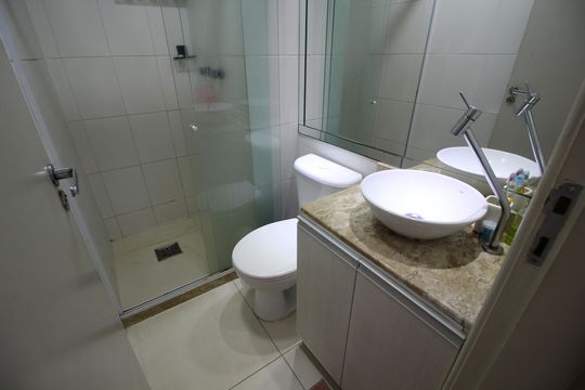 Banheiro Social de apartamento à venda com 2 quartos, 51m² em Taquara, Rio de Janeiro