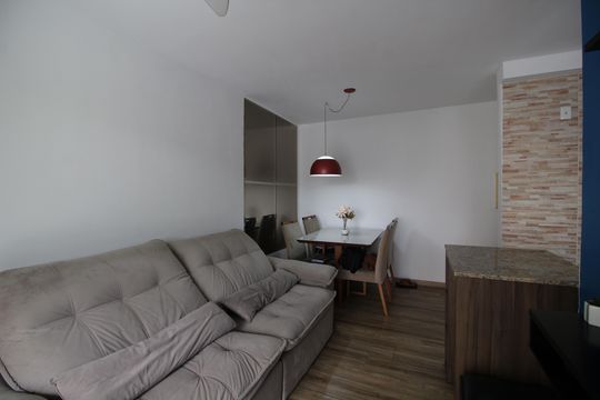 Sala de apartamento à venda com 2 quartos, 51m² em Taquara, Rio de Janeiro
