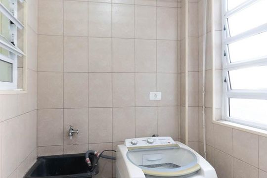 Lavanderia de apartamento para alugar com 2 quartos, 53m² em Aclimação, São Paulo