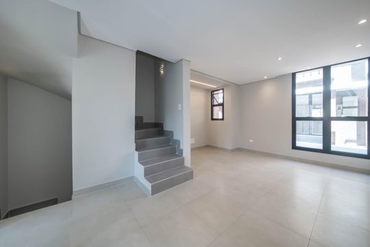 Casa de Condomínio à venda com 2 quartos, 146m² em Vila Congonhas, São Paulo