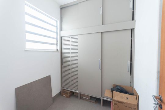 Quarto e Banheiro de Serviço de apartamento à venda com 3 quartos, 172m² em Tijuca, Rio de Janeiro