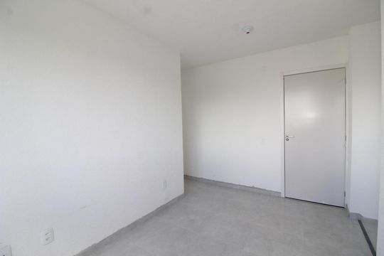 Sala de apartamento para alugar com 2 quartos, 40m² em Jardim das Margaridas, Salvador